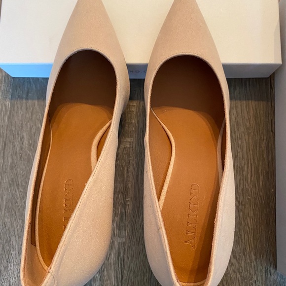 Allkind “Scarlett” vegan suede pumps size 9 - Picture 2 of 6